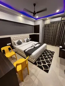 Hotel Pavithra Hotel - Image 2