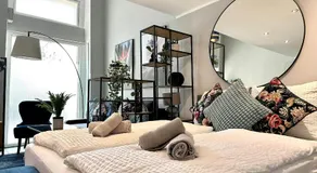 City Apartment, central, 2 min to U4 Margaretengürtel - Image 2