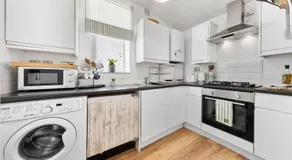 Apartment Big Ben, 10 mins to London Bridge, 5 min Croydon, 30 min Airport - Image 4