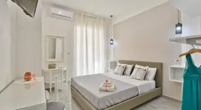 B&B Iris - Image 2