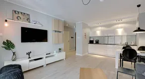 Aura - Riverside & Parking by Downtown Apartments - Image 3