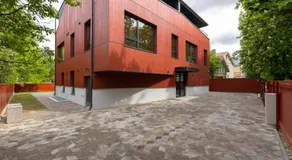 Self-check-in 3 bedroom apartment with sauna and balconies - Image 3