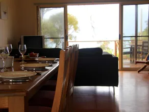 Emu Bay Stay - Image 2