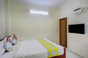 Hotel Yadvik - Image 5