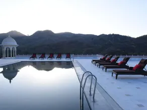 Hotel The Castle Mewar - Image 3