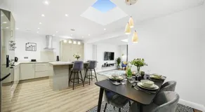 Modern Bungalow in Maidstone sleeps 5 with free parking - Image 2
