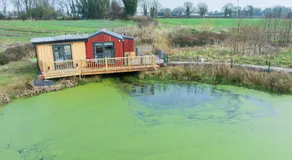 Red Sheds Cabin 'Herons Den' - Image 4