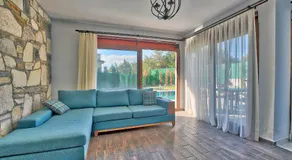 Vintage Villas - Image 2
