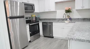 Urban 2BR Apartment Near Galleria & Downtown HTX - Image 5