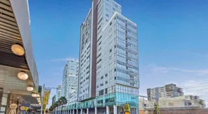 Burwood Luxe Urban Escape - Image 5