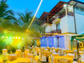 Sun Ray Rest House - Image 2