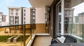 The Cozy Nest - Modern 1BR with Balcony by Flat Mаnager - Image 3