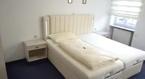 Hotel Zum Lamm - Image 2