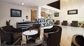 Serenity Villa Hotel - Image 2