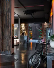 Poshtel Bilbao - Premium Hostel - Image 4