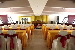 New Grand Park Hotel - Image 5