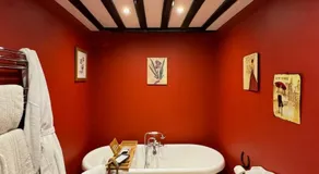 Braithwaite Hall Bed & Breakfast - Image 2