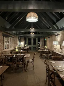 The White Hart - Image 2
