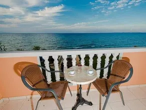 Anemona Beach Hotel - Image 2