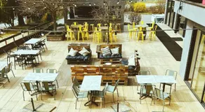 Beaujour & Bonsoir - Hotel - Image 2