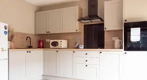 Grove House - Image 5