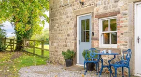 Waterside Cottage - Image 3