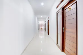 OYO 90671 Petanu Residence - Image 3
