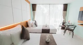 A Hotel Simply - Image 5