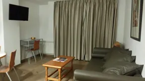 Apartamentos GHM Plaza - Image 2