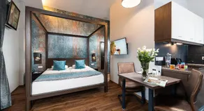 Opera Garden Hotel & Apartments - Image 2