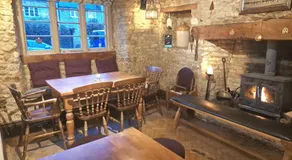 The White Hart Eynsham - Image 5