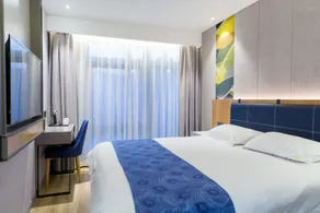Home Inn Jinshajiang Road Fengzhuang Metro Station - Image 2