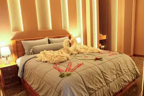 Private Jacuzzi Pool Suite near walking street - Image 2