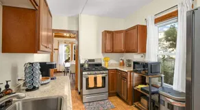 Bde Maka Stay - Classic 5 BR Heart of Uptown - Hennepin & Lyndale - Close to Lakes - Image 2