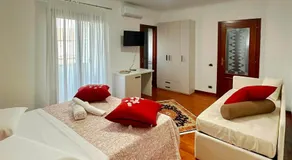 EliMar Villa & Pool - Image 2
