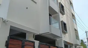 At apartments - Image 5