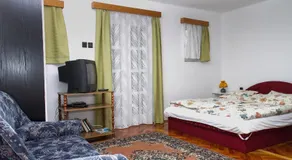 Familia Nyaraló 87 - Image 4