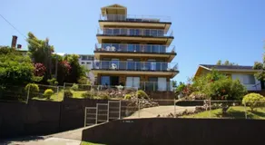Ocean Retreat - Image 4