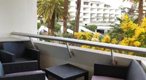 Tres beau T2 dans parc montfleury ,proche centre ,au calme 44 bd Montfleury - Image 4