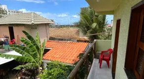 Lindo, simples, aconchegante e pé na areia - Image 2