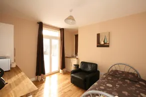 Central Studios Gloucester Road by Rooms Booked - Free Parking - Image 2