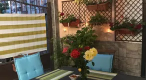 White Rose Guest Rooms - Image 5