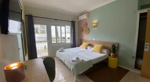 Hostal Playa de Palma - Image 2