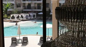 Valencia Gardens Luxury Studios - Image 2