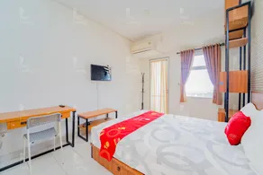 RedLiving Apartemen Easton Park Jatinangor - Rajes Room - Image 2
