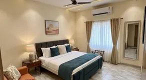 Raman Resort Hotel and Banquet - Image 2
