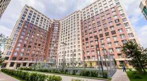 Новая яркая квартира с двумя кроватями - Image 2