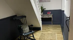 Stunning 2-bedroomed Cottage - Image 2