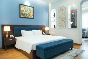 Royal Hotel Saigon - Image 2