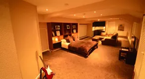 Aparthotel Glovers Court - Image 2